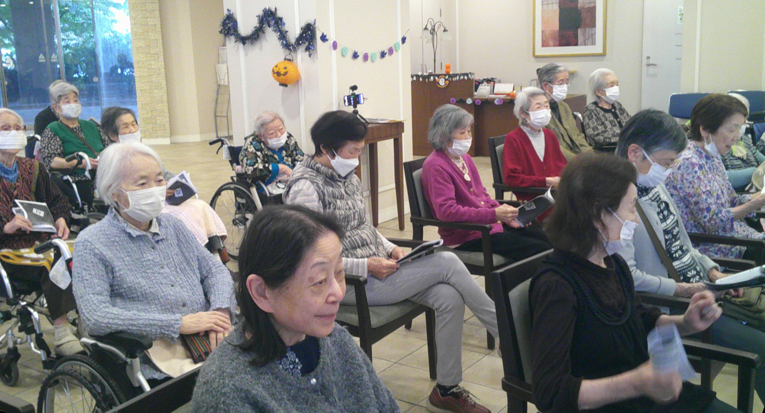 ニチイメゾン稲毛定期コンサート４