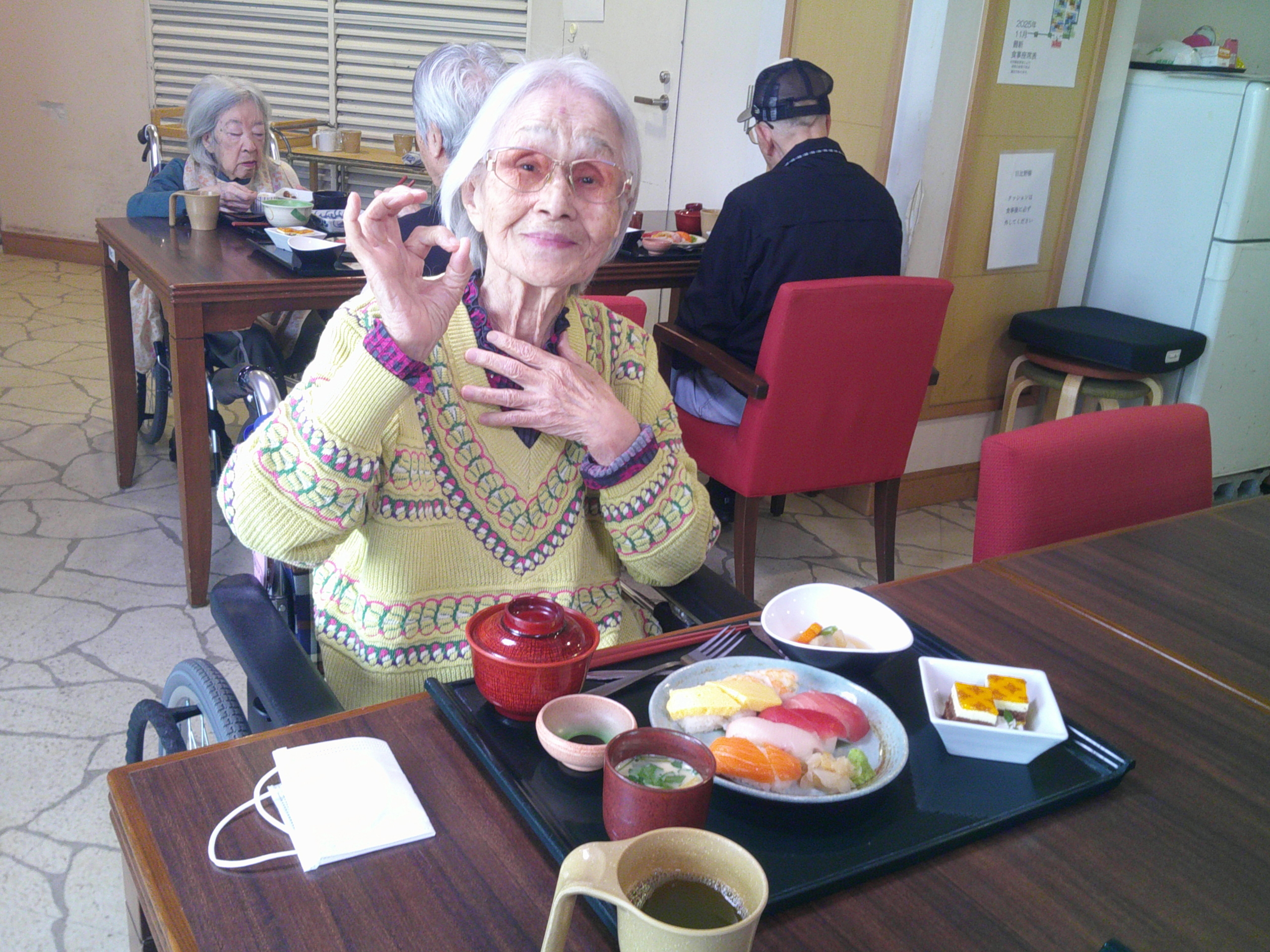 ニチイメゾン稲毛お寿司３