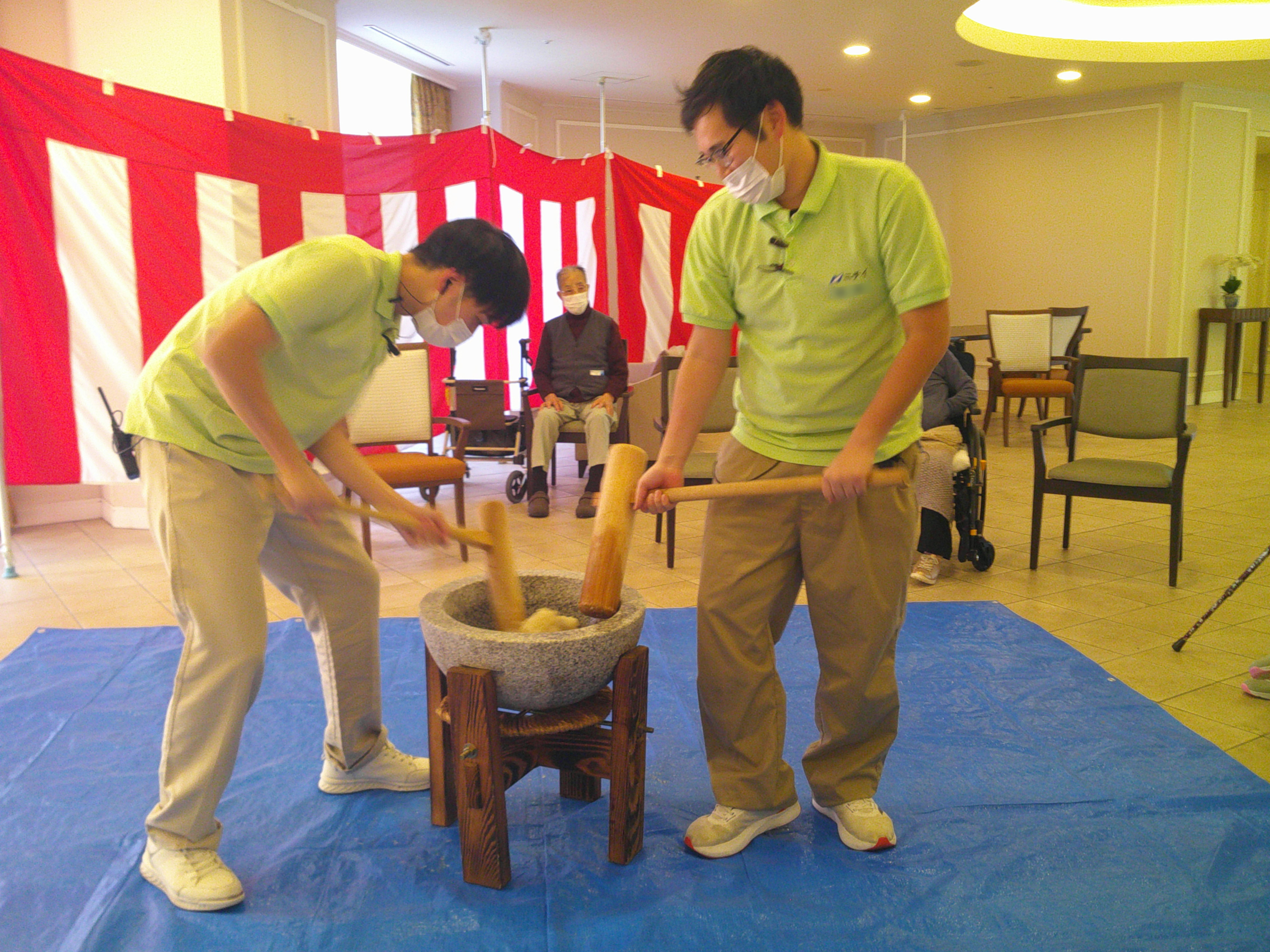 ニチイメゾン稲毛餅つき１