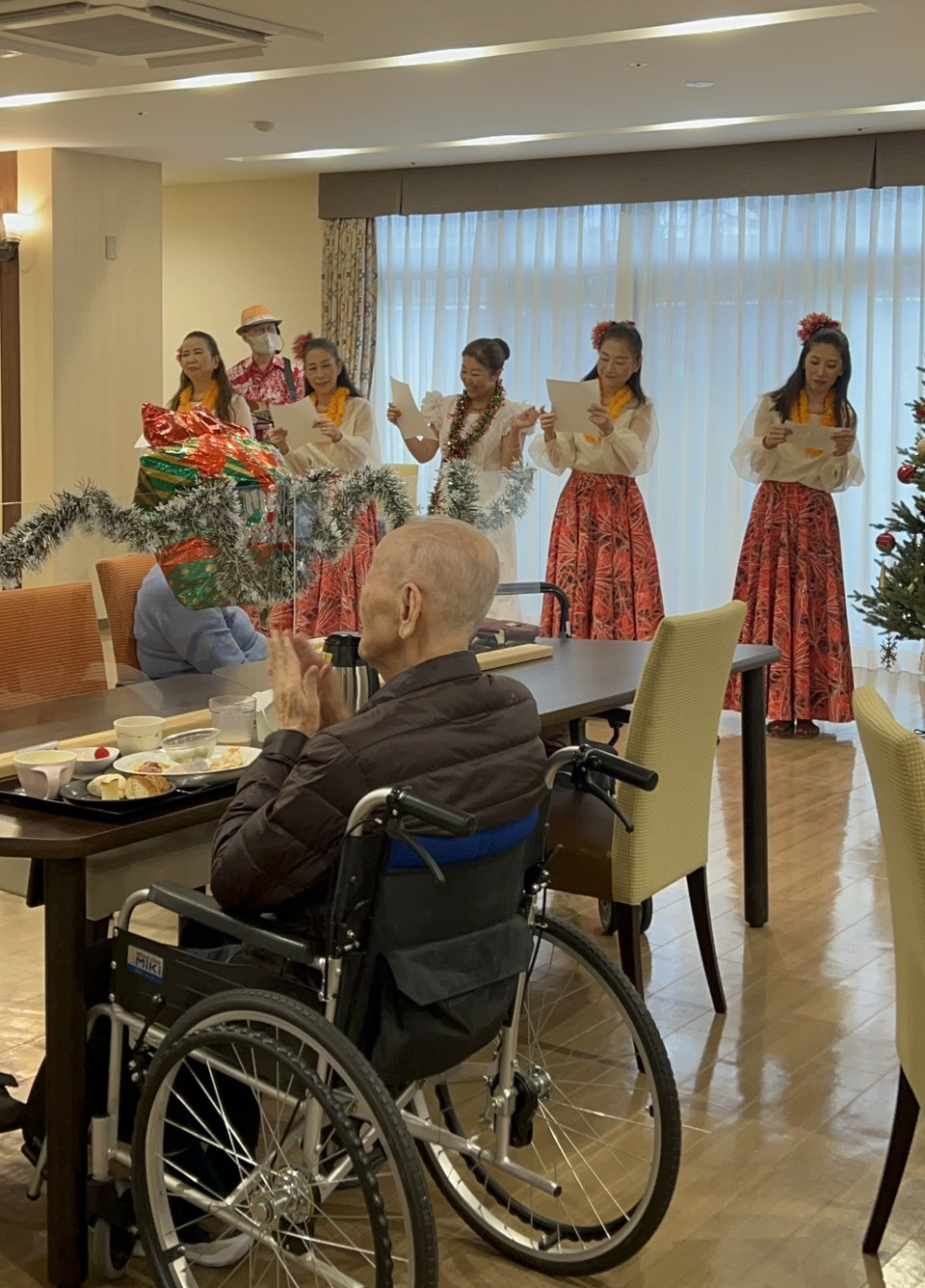 ニチイメゾン箕面船場20251221クリスマス３