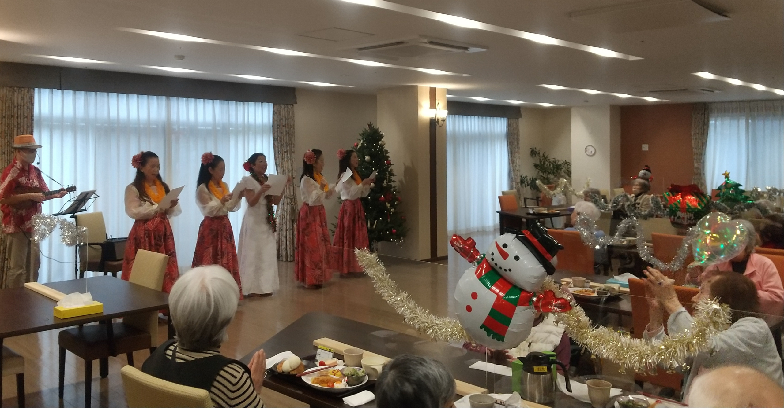 ニチイメゾン箕面船場20251221クリスマス４