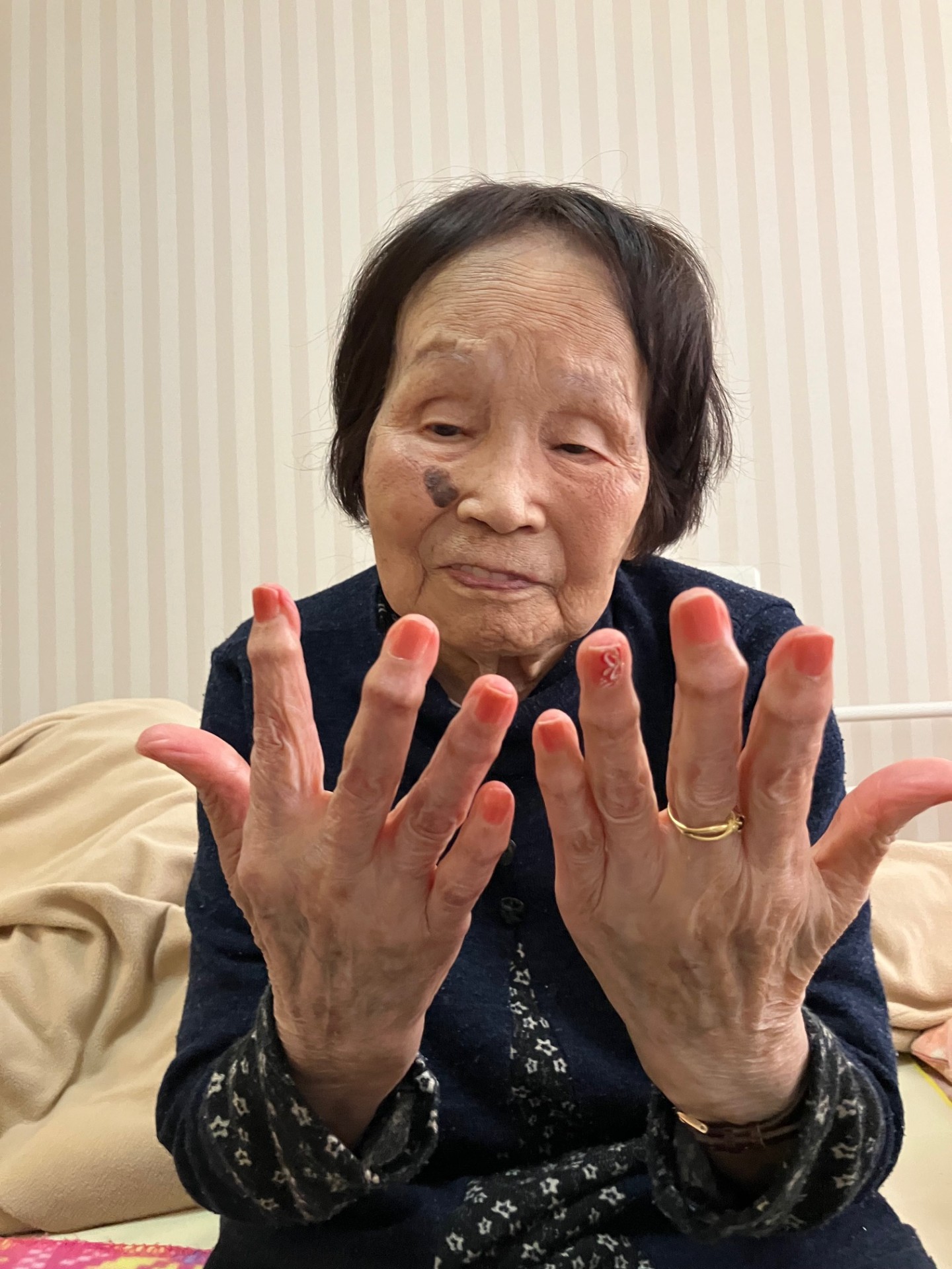 ニチイメゾン栗東ネイルケア３