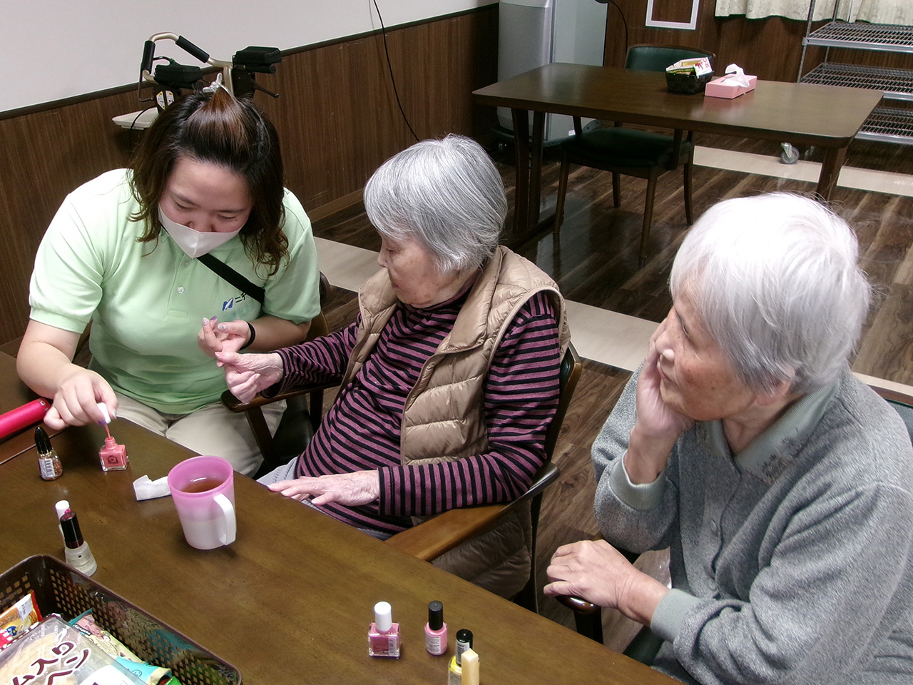 ネイルを行いました-2 ディーフェスタくずは