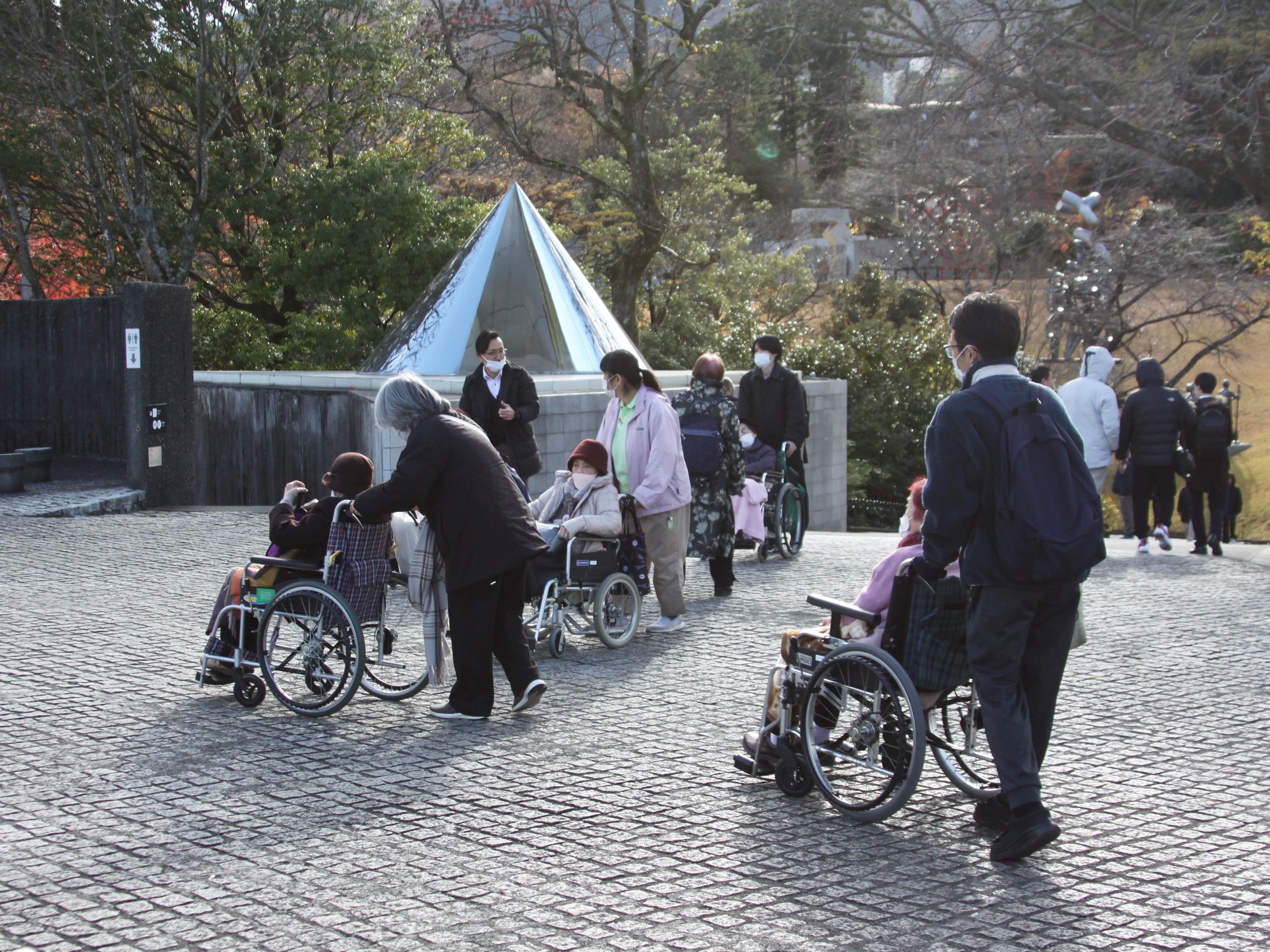 日帰りバスツアー-1 ニチイホーム海老名