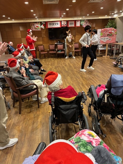 クリスマス会-2　ニチイホーム碑文谷