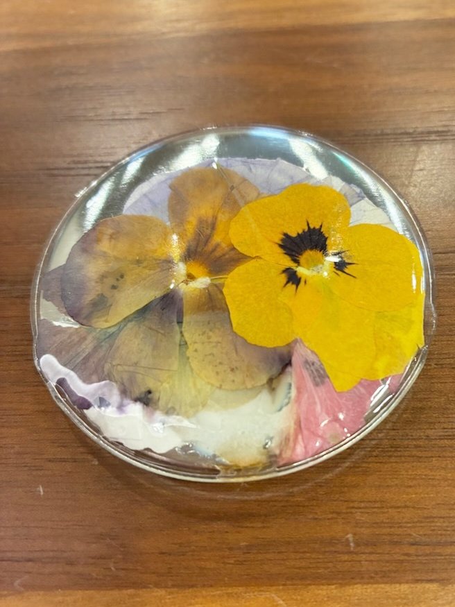 ブローチ・しおり作成-6　ニチイホーム碑文谷