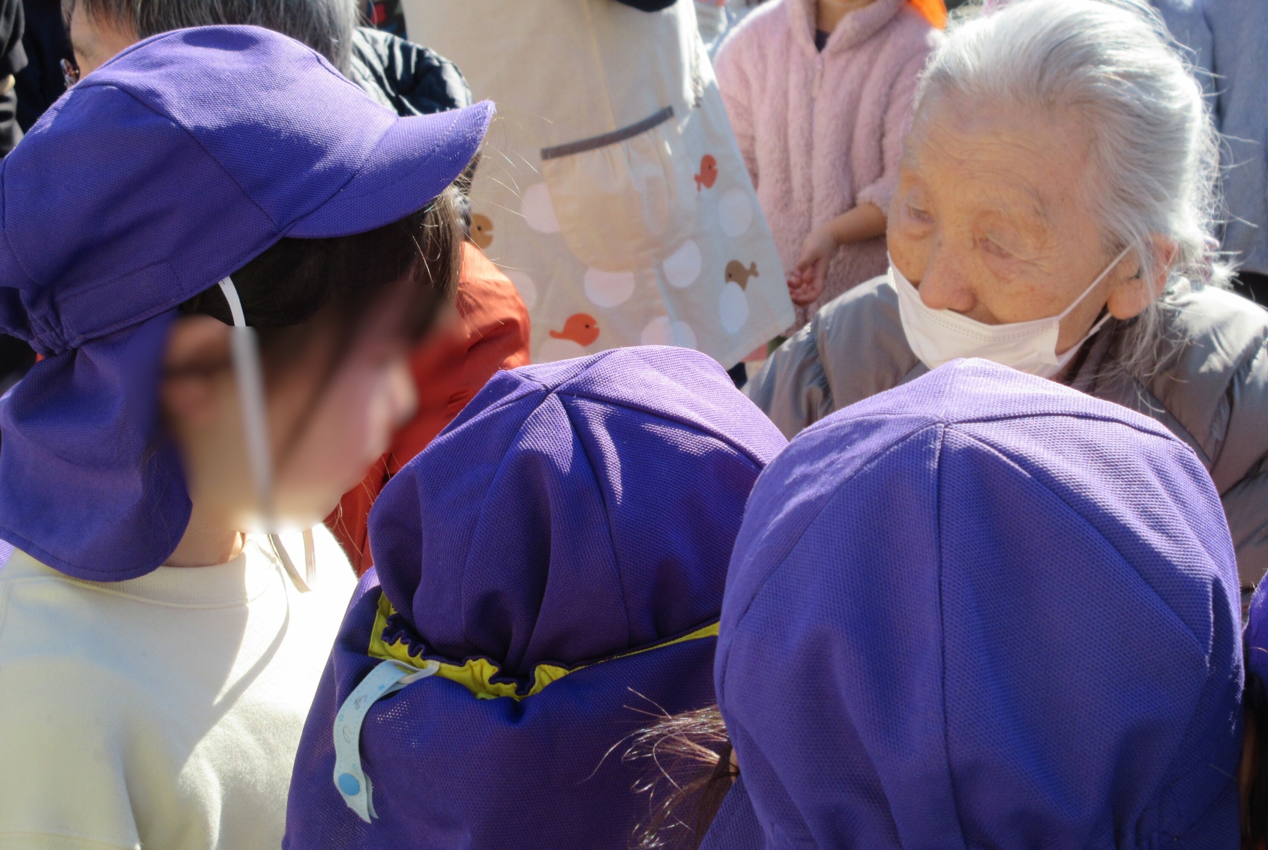 保育園にてお餅つき-5　ニチイホーム国立
