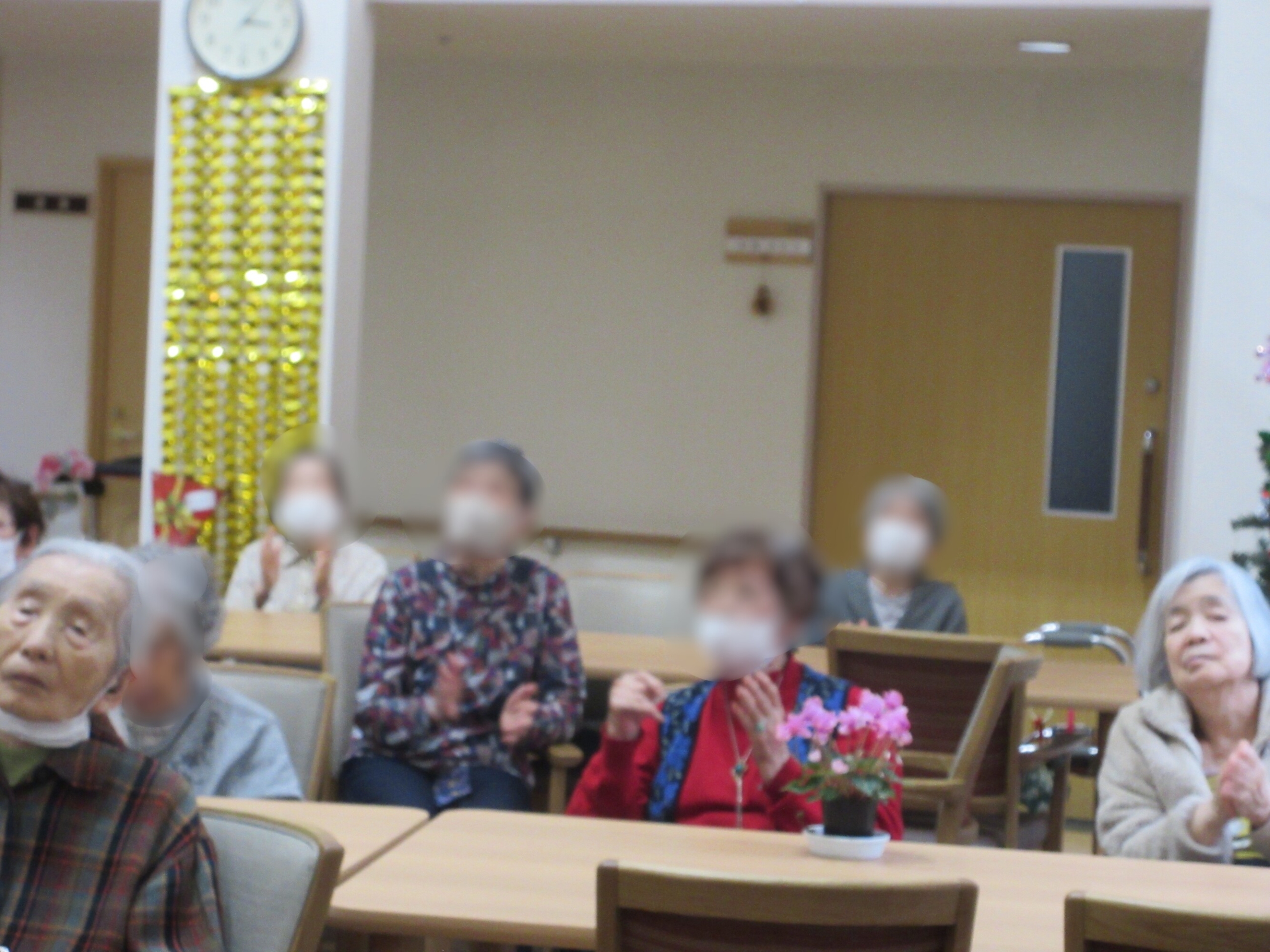 フルート演奏会-4　ニチイホーム国立