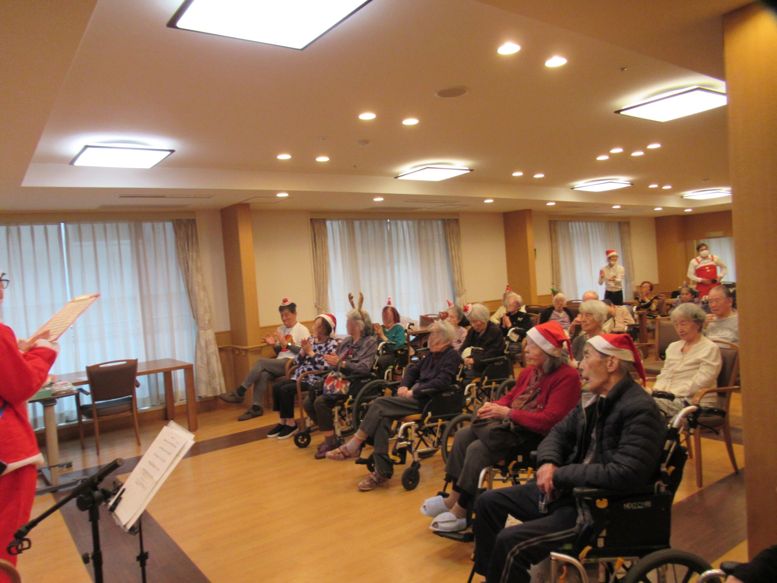 クリスマス会-5　ニチイホーム目白