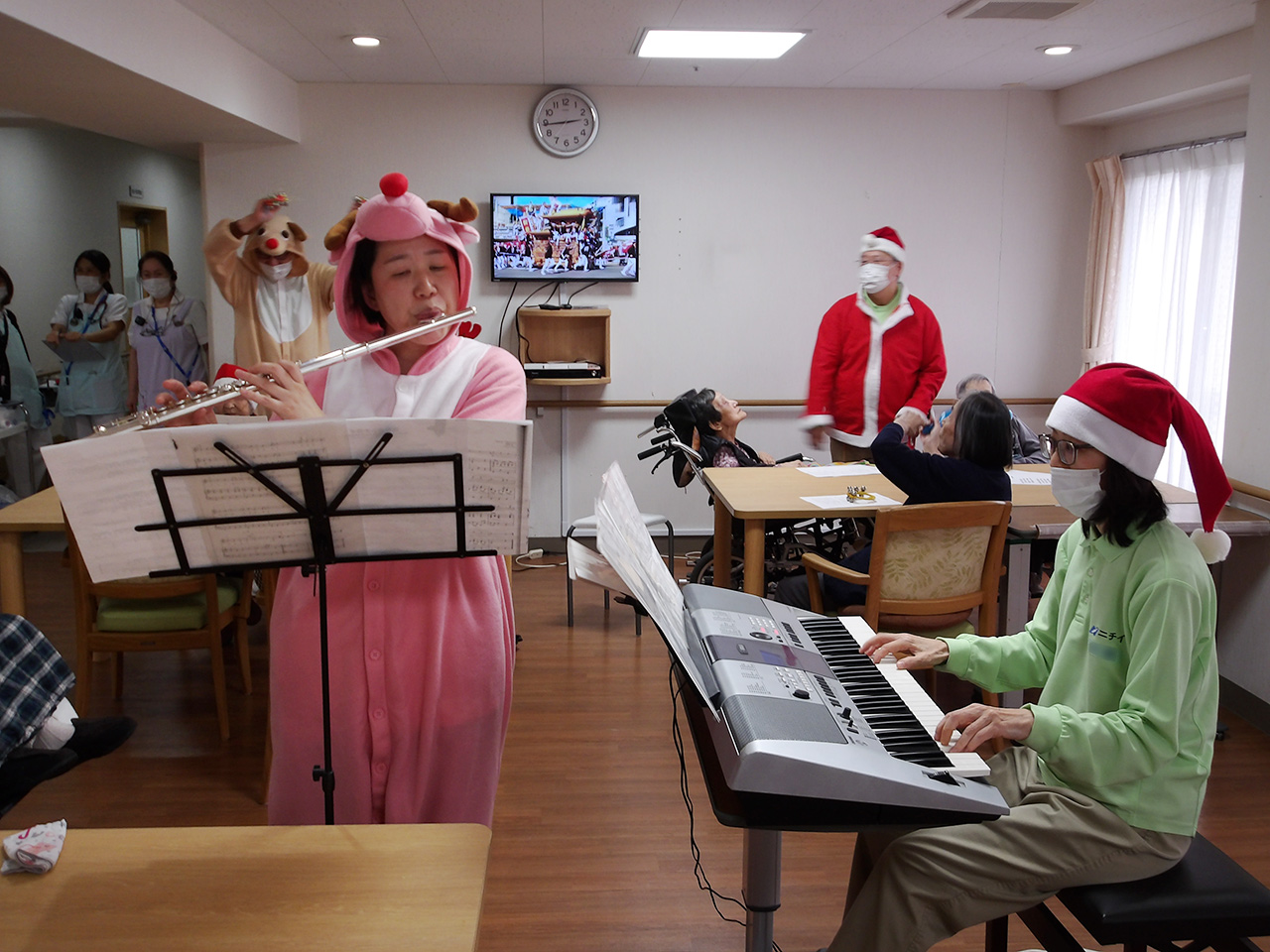 クリスマス会-4　ニチイホーム仲町台