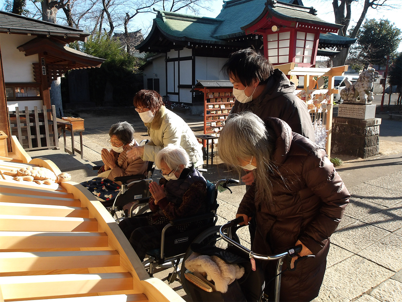 初詣へ-6 ニチイホーム野方