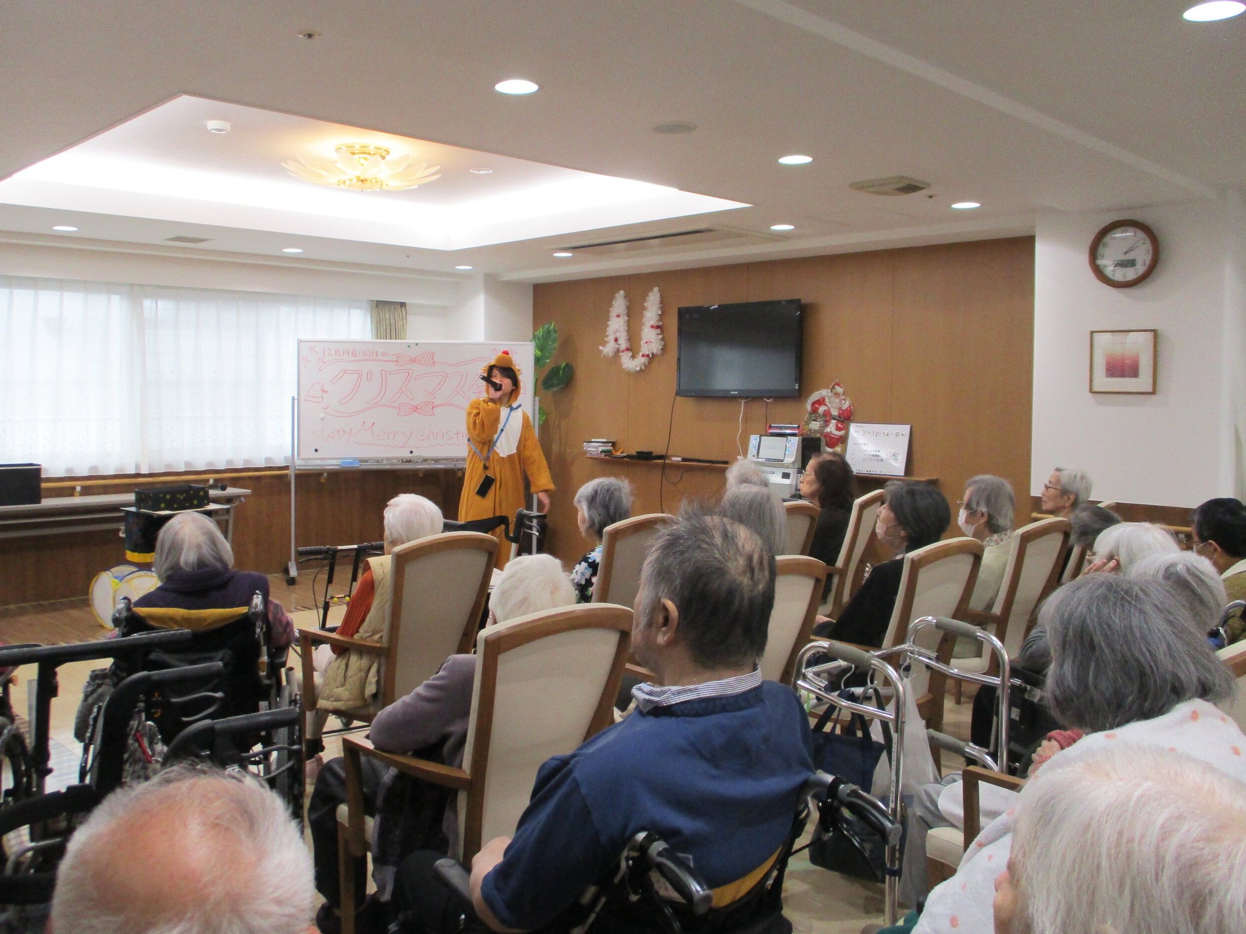 2025年　ちょっと早いクリスマス会-1　ニチイホーム王子