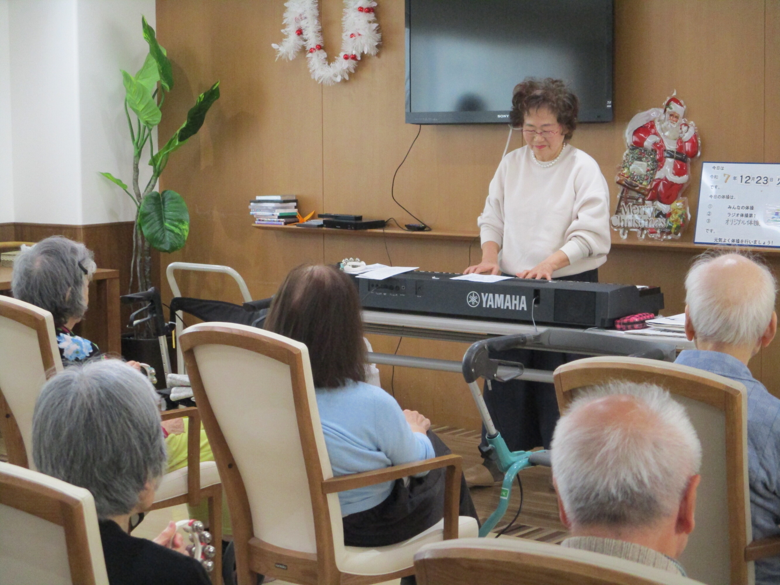 12月開催　音楽リトミック-3　ニチイホーム王子