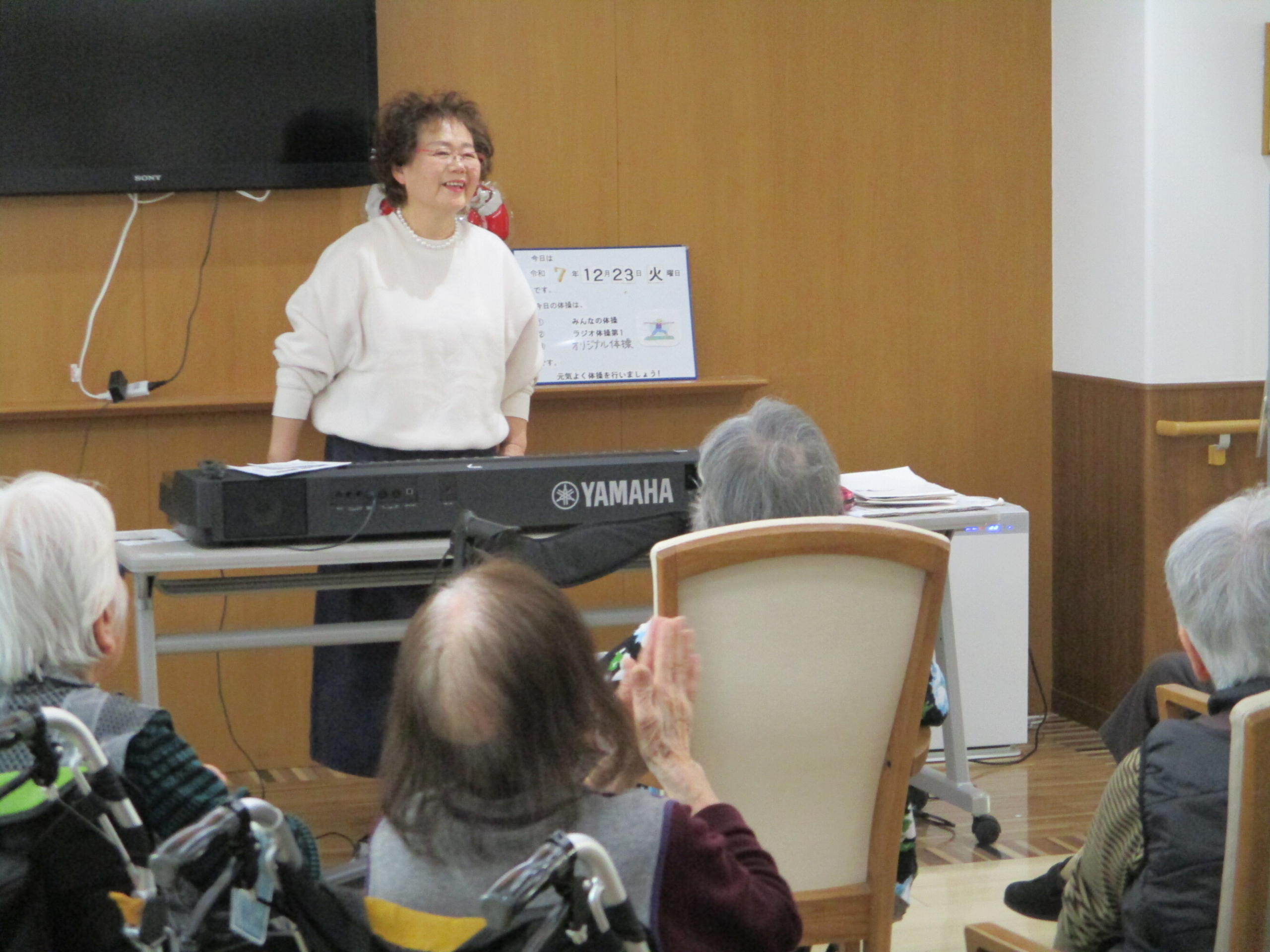 12月開催　音楽リトミック-4　ニチイホーム王子