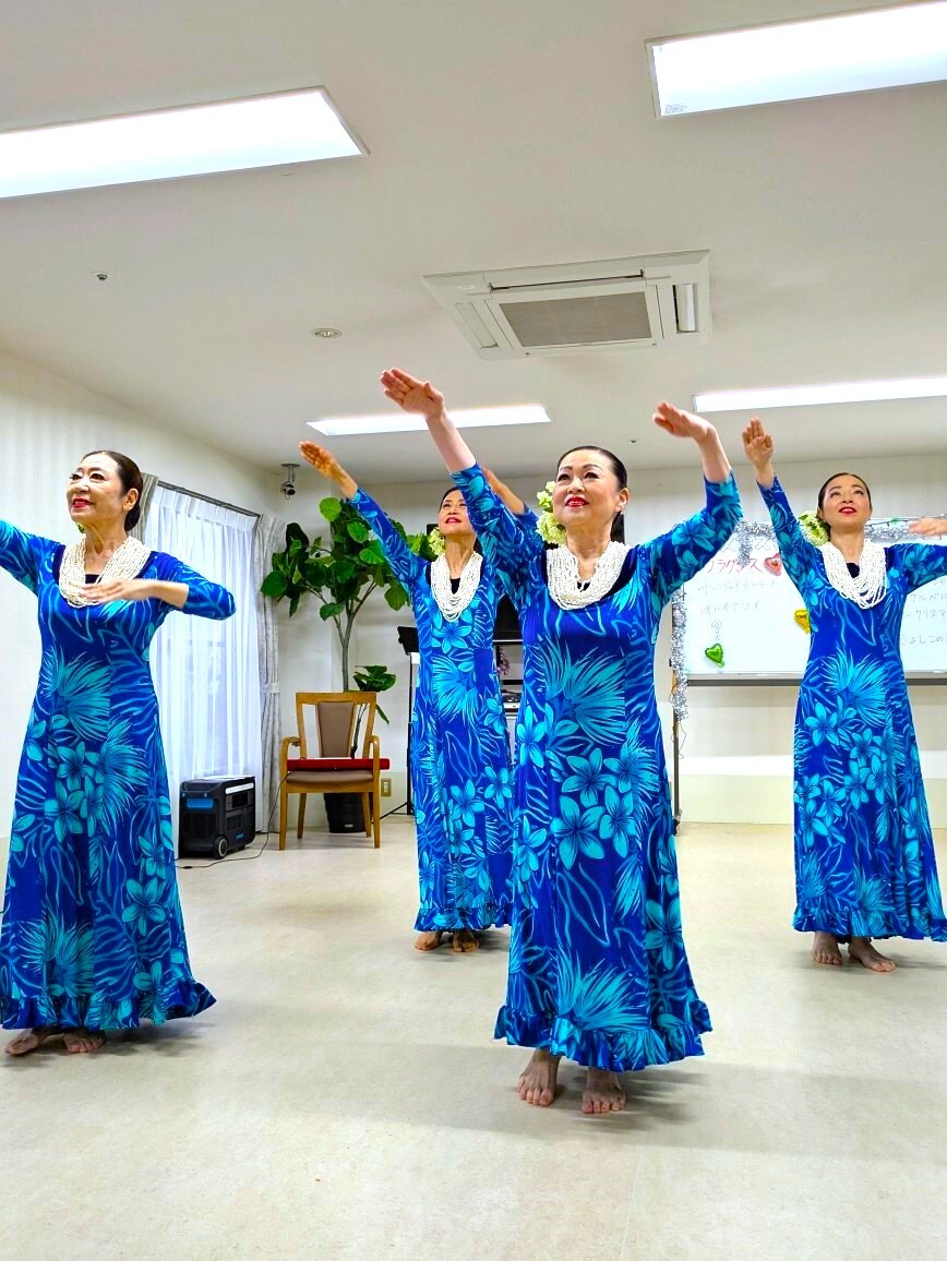 クリスマス会2025-1　ニチイホーム鷺沼南