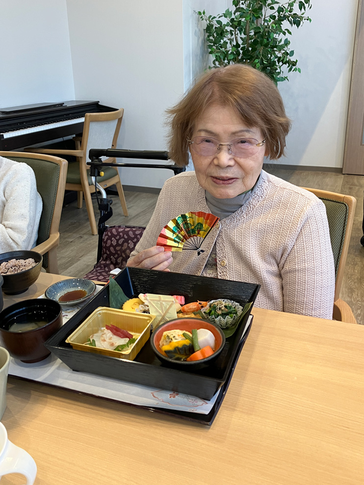 おせち料理-3 ニチイホーム杉並松庵