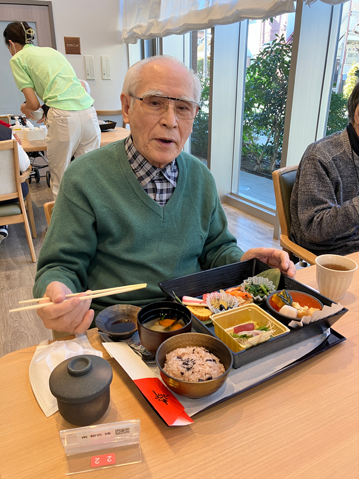 おせち料理-1 ニチイホーム杉並松庵