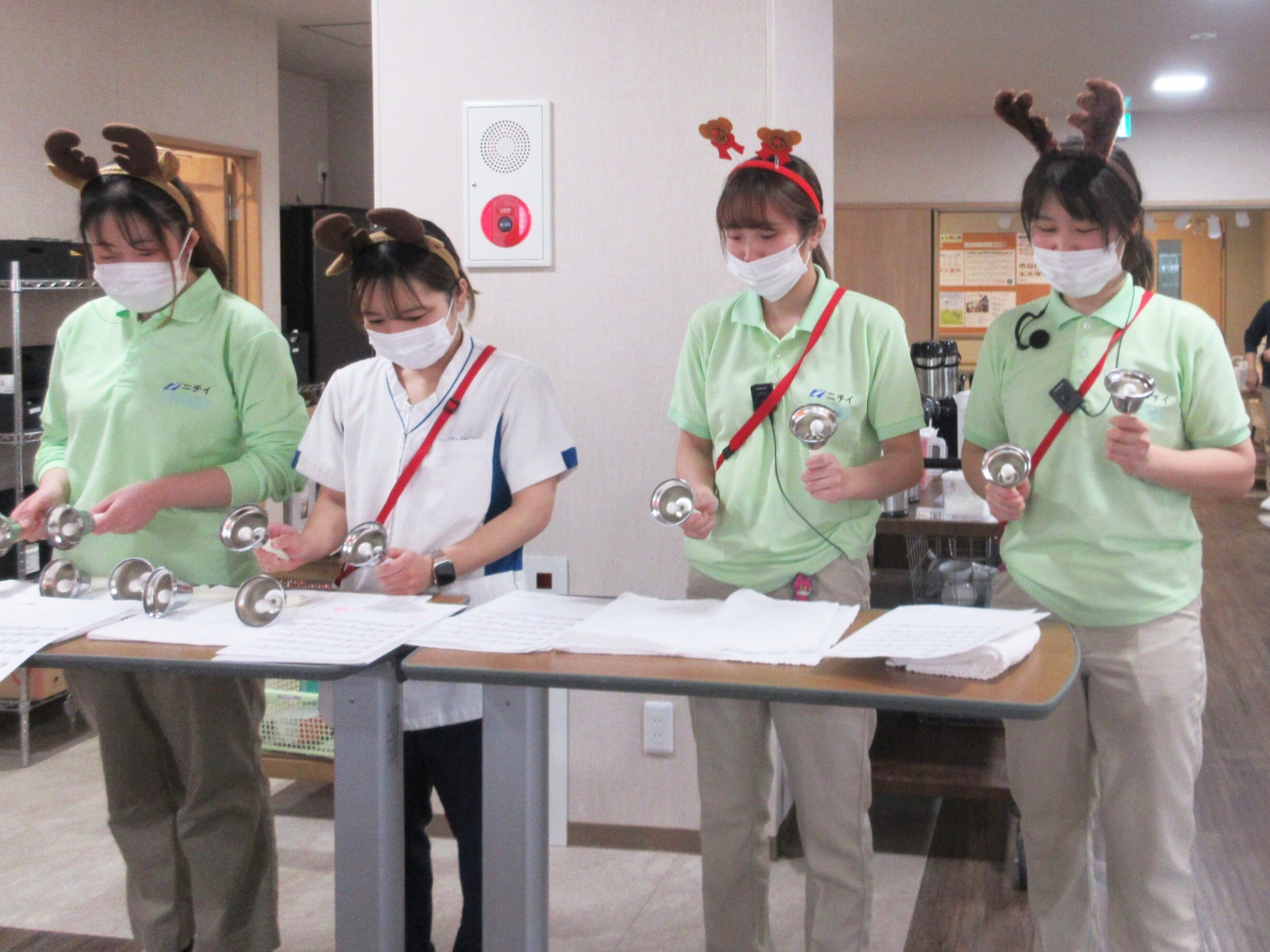 クリスマス会-3　ニチイホーム戸塚