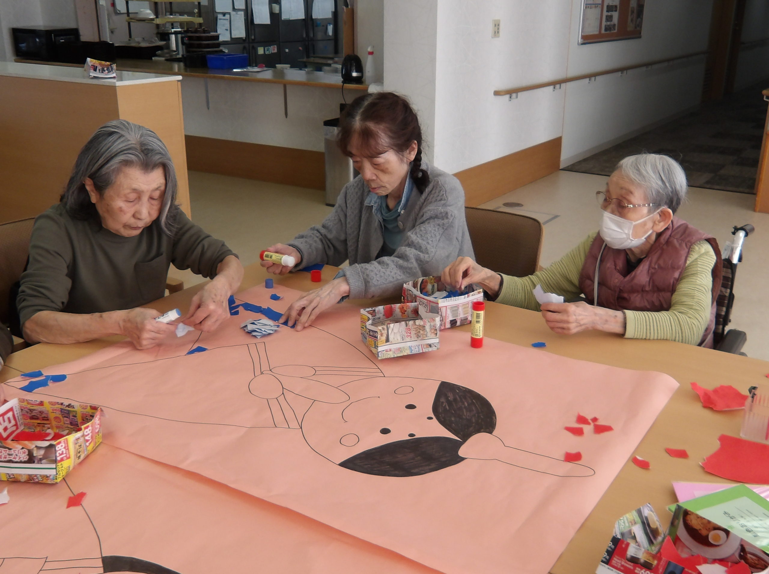 ニチイホーム東府中の壁画作成２