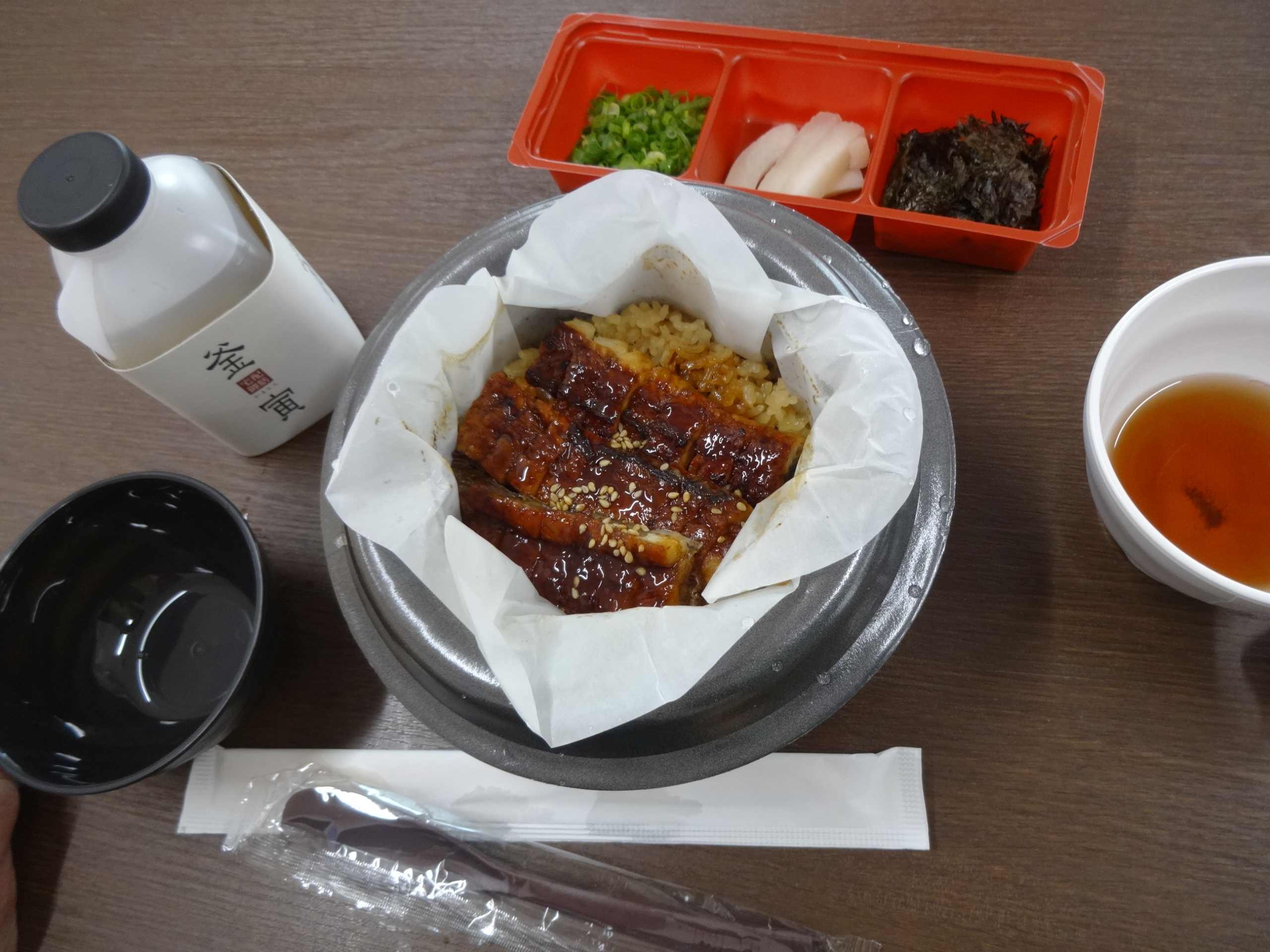 鰻をみんなで召し上がりました-3　ニチイホーム元住吉