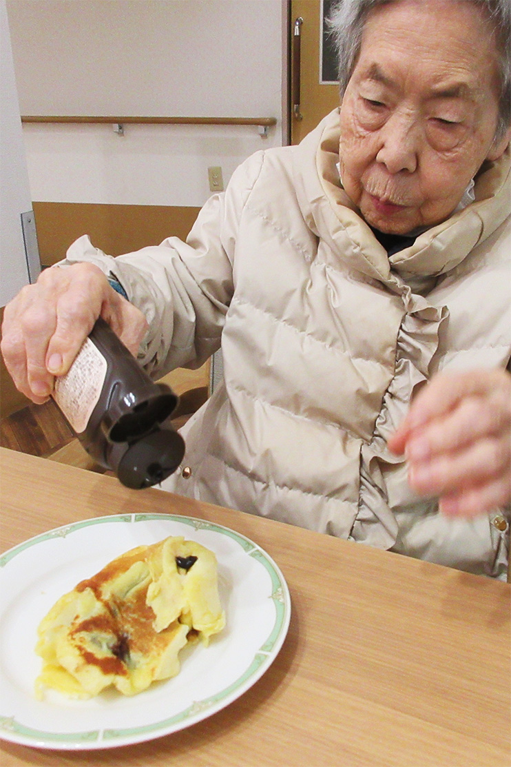 おやつにクレープ-3 ニチイホーム国立