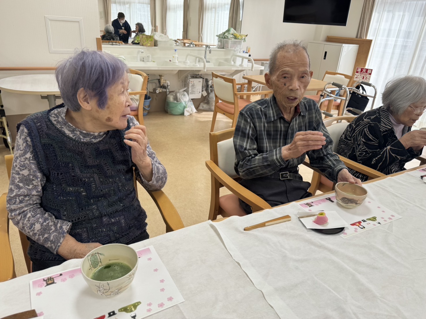 春のお茶会 -1 ニチイメゾン栗東