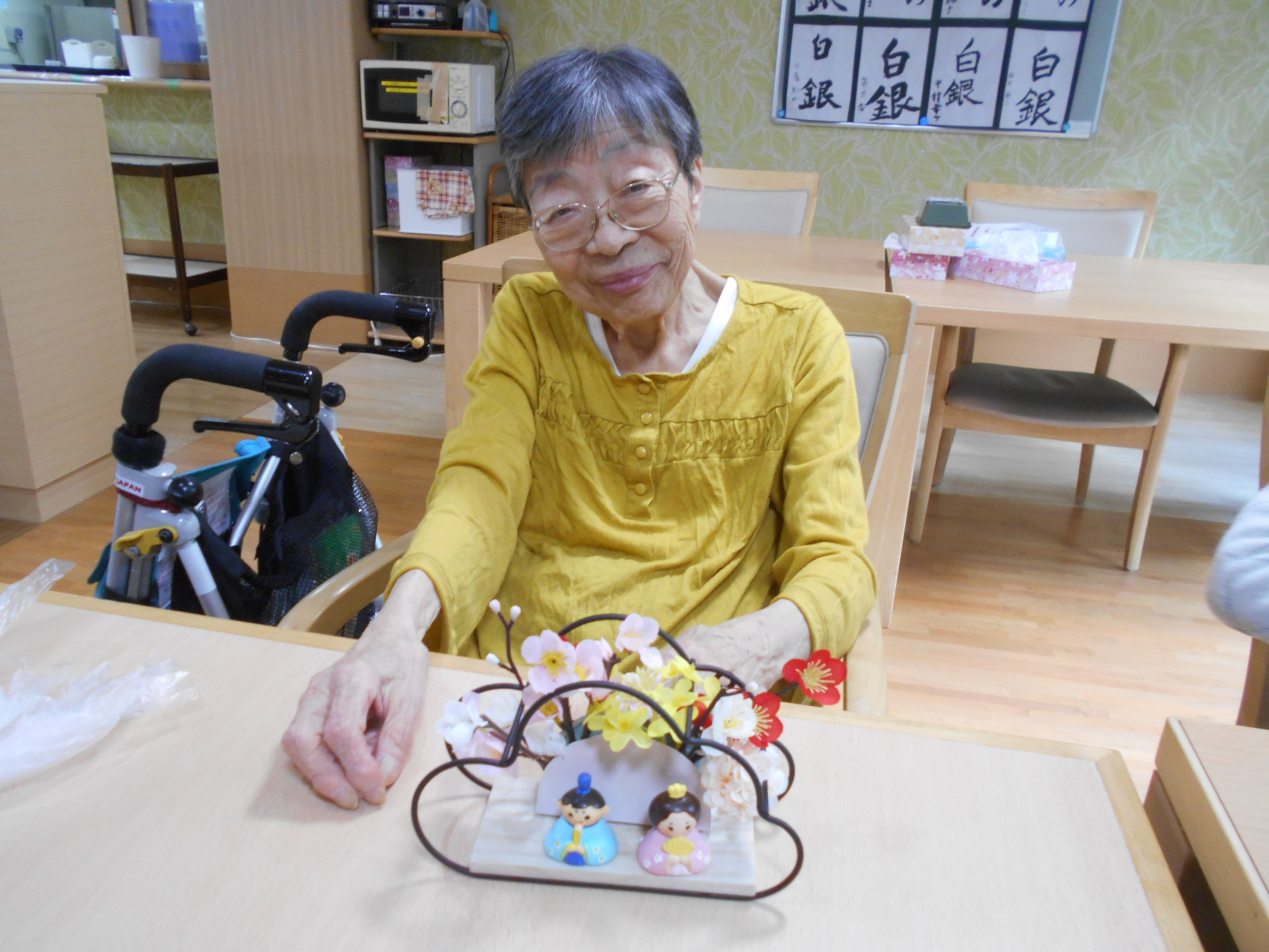 ひな人形飾りを作りました♪-3 ニチイホーム西武柳沢