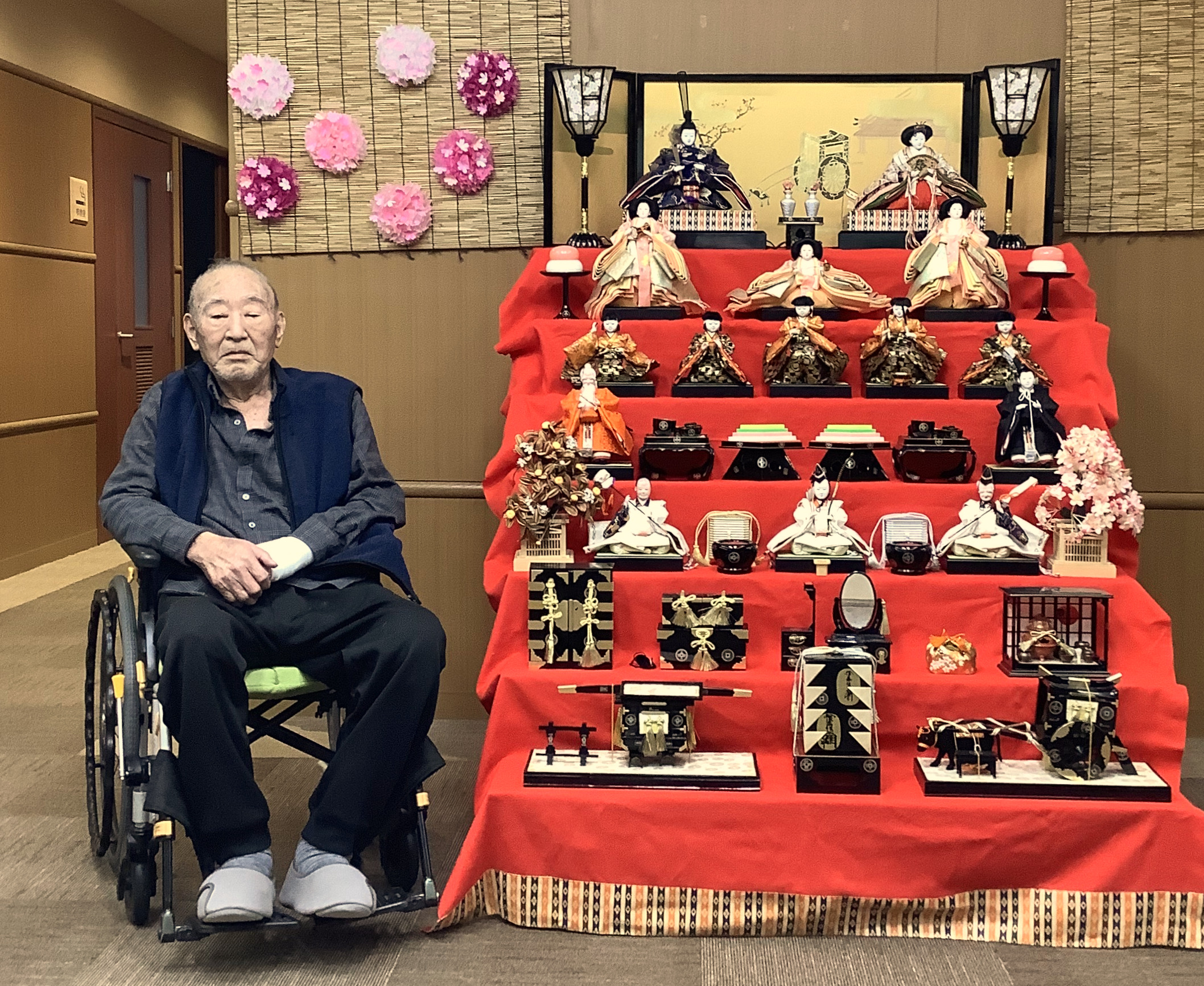 ニチイホーム江戸川のひな人形４