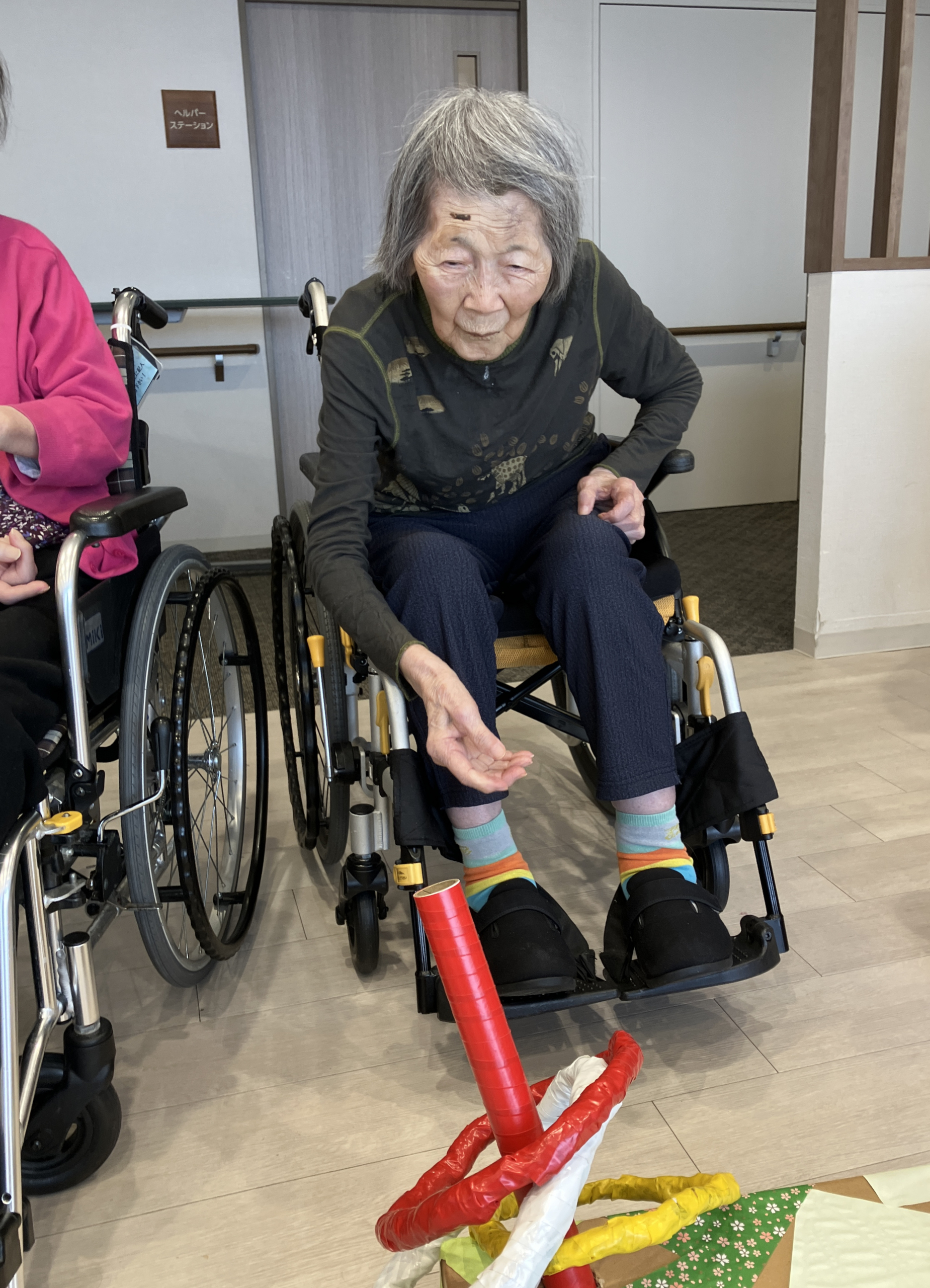 ニチイホーム杉並松庵の輪投げアクティビティ４