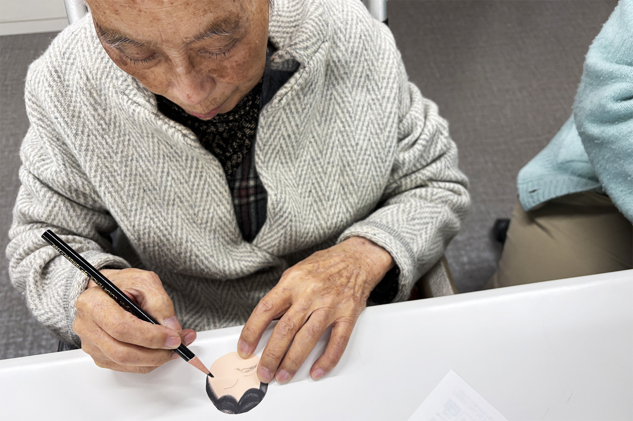 可愛いひなまつり飾り-4 ニチイメゾン南草津Ⅱ番館