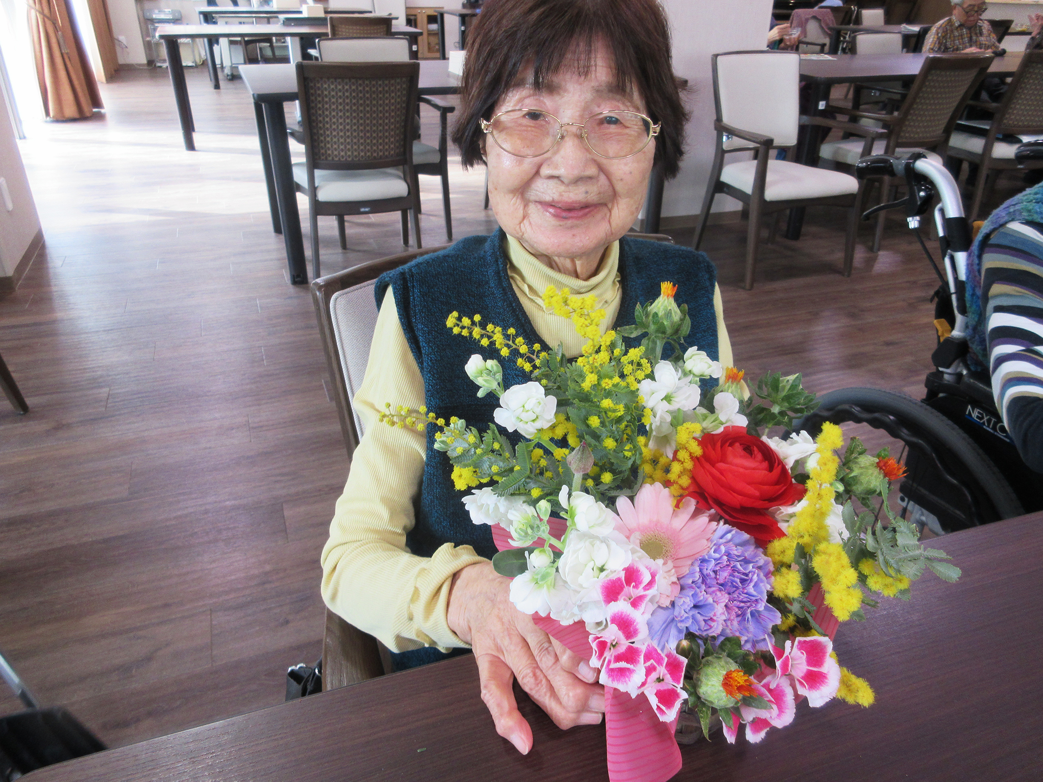 フラワーアレンジ-6 ニチイホーム戸塚